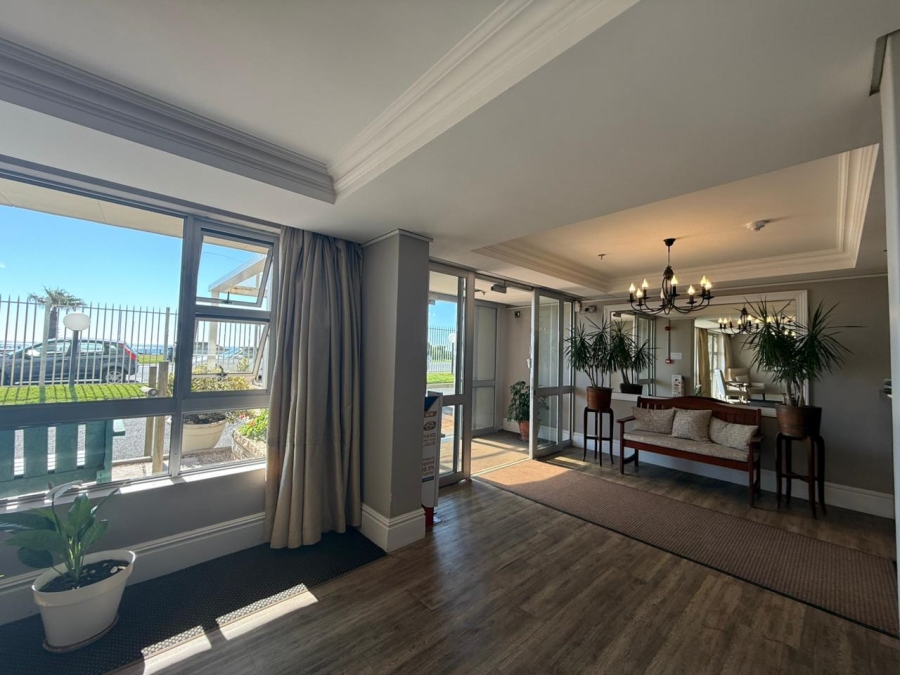 To Let 0 Bedroom Property for Rent in Mouille Point Western Cape